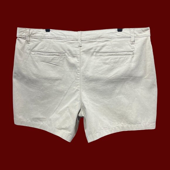St. John's Bay - Women's Mid Rise 5" Inseam Chino Short - Beige -18 - Picture 2 of 16